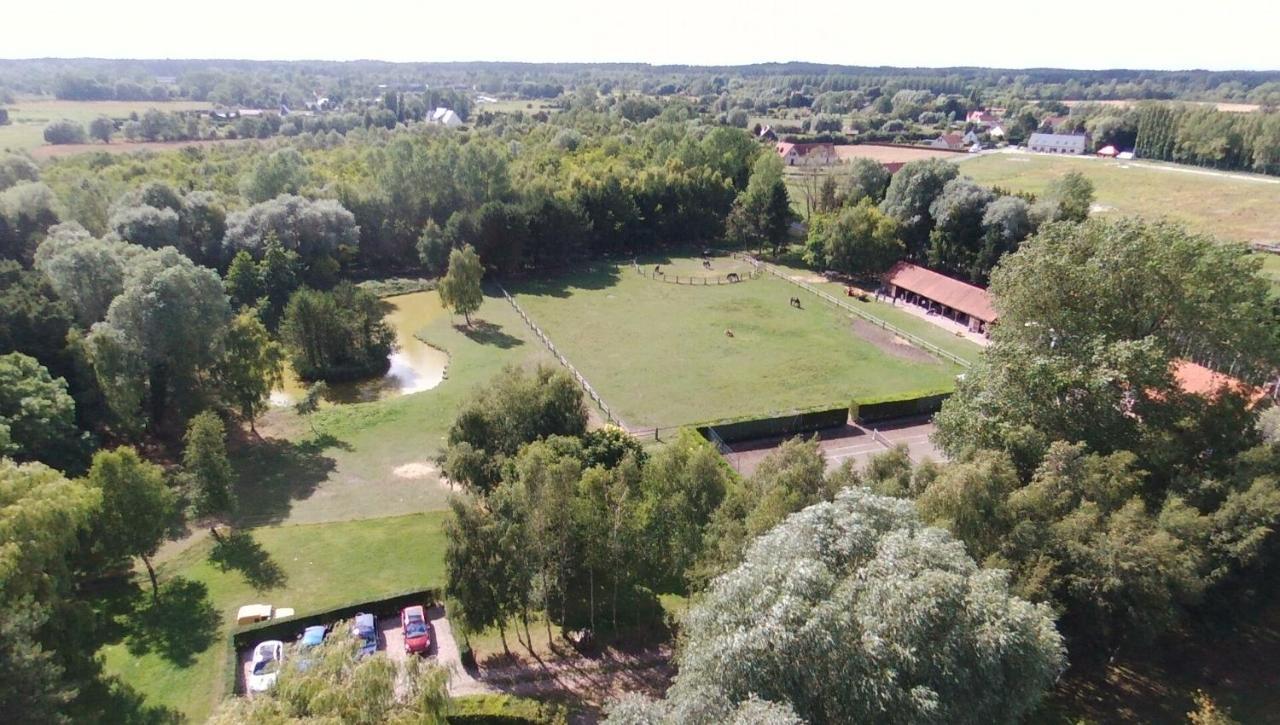 Les Portes Des Froises Saint-Quentin-en-Tourmont Buitenkant foto